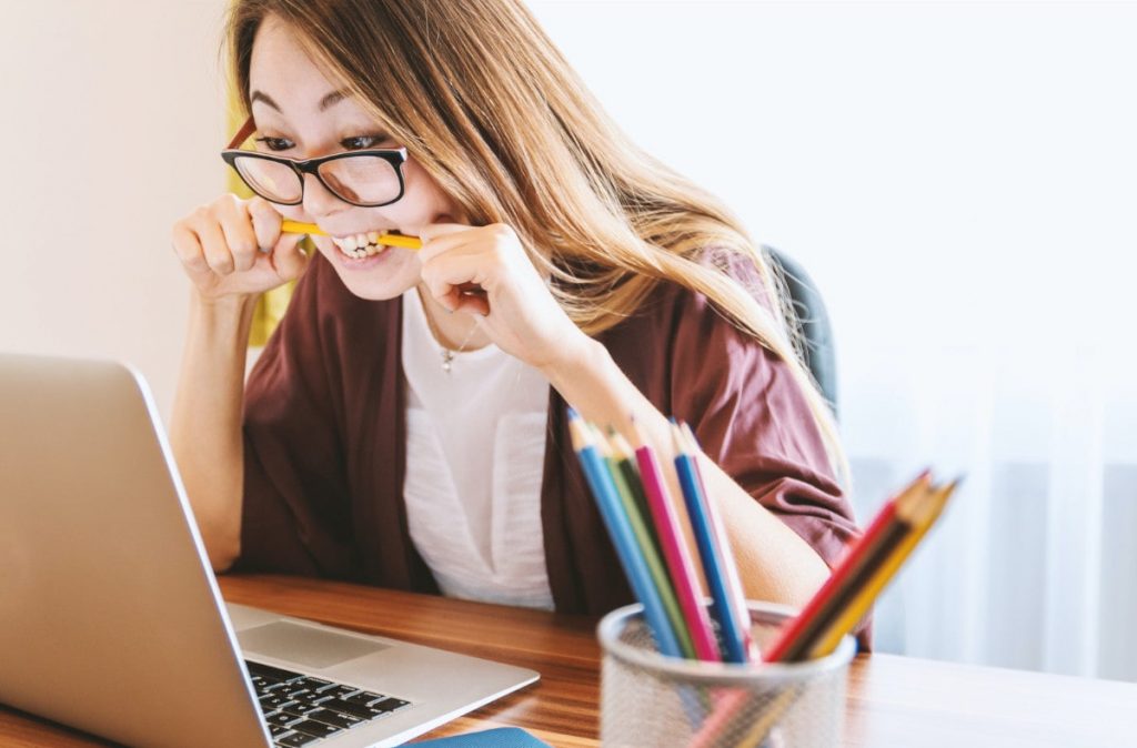 Women watching her laptop